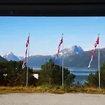 호텔 Lyngenfjord *