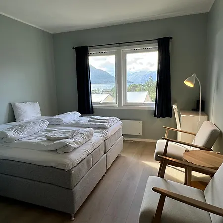 Lyngenfjord シーボットン